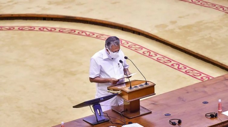 മഴക്കെടുതിയിൽ മരിച്ചവരുടെ ആശ്രിതർക്ക് 5 ലക്ഷം, പ്ലസ് വൺ അഡ്മിഷന് അധിക സീറ്റ് അനുവദിക്കും ; മന്ത്രിസഭാ യോഗത്തിൽ നിർണായക തീരുമാനങ്ങൾ