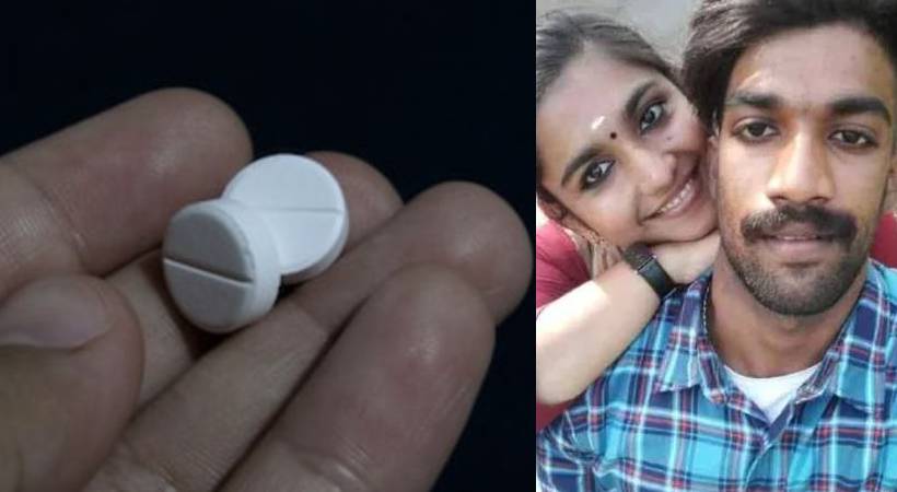 ഷാരോണിനെ കോളജിലും വച്ച് കൊല്ലാൻ ശ്രമിച്ചിരുന്നു; അന്ന് ആയുധമാക്കിയത് പാരസിറ്റമോൾ; ഗ്രീഷ്മയുടെ മൊഴി പുറത്ത്
