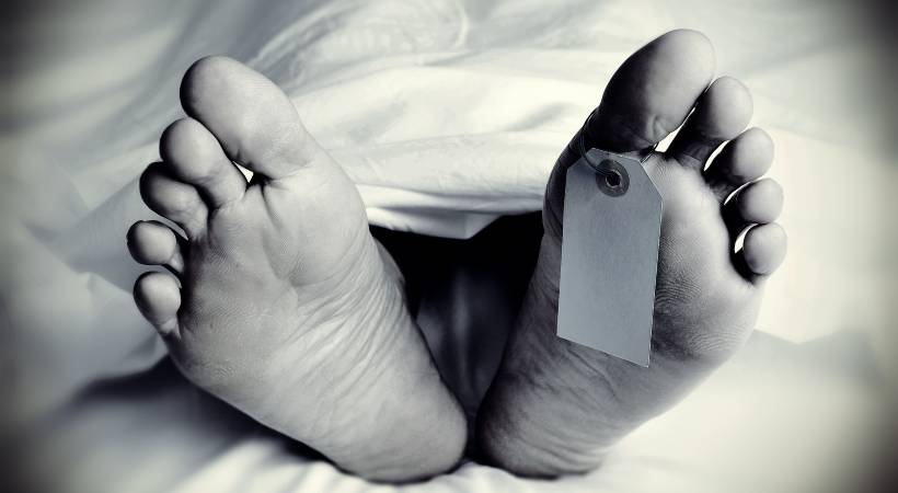 അടിമാലിയില്‍ വഴിയില്‍ കിടന്നുകിട്ടിയ മദ്യം കഴിച്ച് ഒരാള്‍ മരിച്ചു; രണ്ട് പേര്‍ ചികിത്സയില്‍