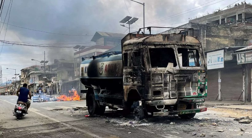 മണിപ്പൂർ കലാപം: ഇംഫാൽ ഈസ്റ്റ്, വെസ്റ്റ് ജില്ലകളിലെ നിയന്ത്രണങ്ങളിൽ ഇളവ്