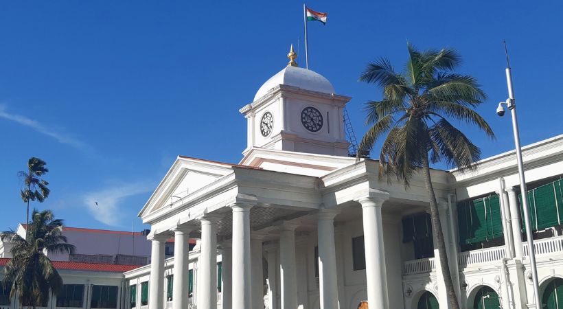 സെക്രട്ടറിയേറ്റിന് ബോംബ് ഭീഷണി; പൊലീസ് ആസ്ഥാനത്തേക്ക് ഭീഷണി സന്ദേശം