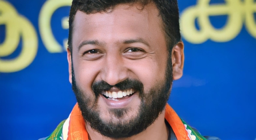 വ്യാജ തിരിച്ചറിയൽ കാർഡ് വിവാദം; രാഹുൽ മാങ്കൂട്ടത്തിലിന്റെ വിശ്വസ്തരായ യൂത്ത് കോൺഗ്രസ് നേതാക്കൾ ഒളിവിൽ