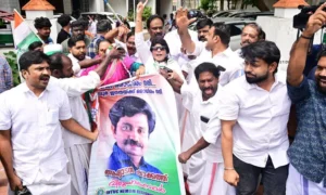 നിലമ്പൂർ കീഴടക്കി ആര്യാടൻ ഷൗക്കത്ത്