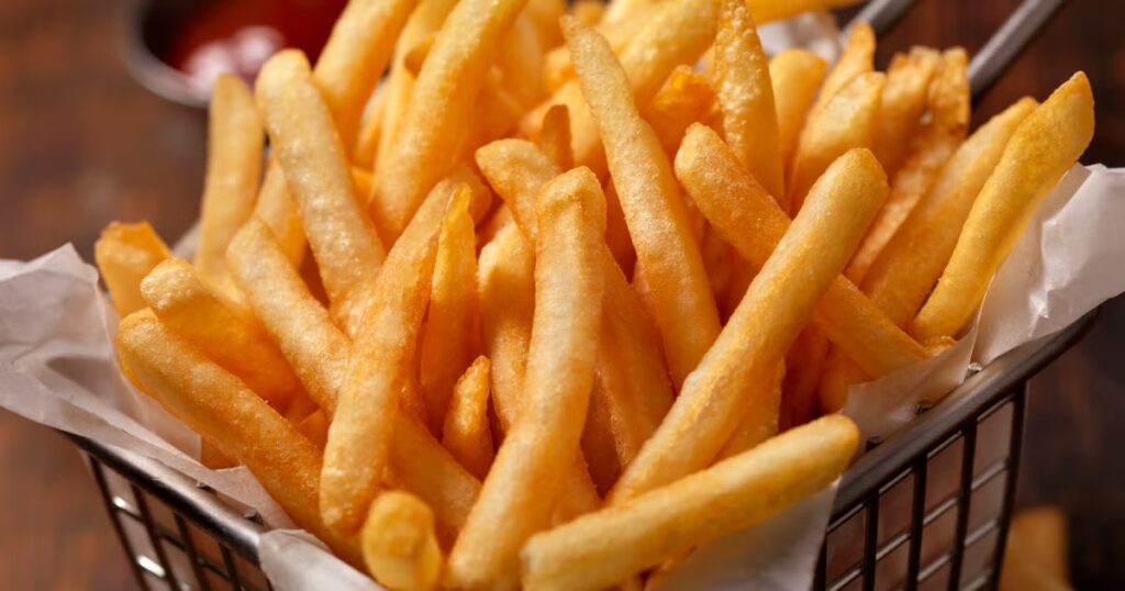 ചിപ്സ് സ്ഥിരമായി കഴിക്കുന്നവരാണോ? സൂക്ഷിക്കുക പ്രമേഹ സാധ്യത കൂടുതലാണ്…