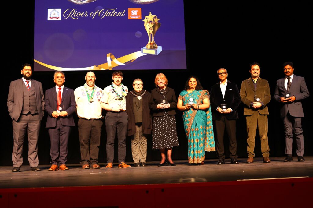 ഇവൻറിന് പത്ത് മിനിട്ട് മുമ്പേ ഹൗസ് ഫുൾ; ഓരോ മിനിട്ടിൻ്റെ കൃത്യതയിൽ 22 പെർഫോർമൻസുകൾ; കൈയടിച്ച് ഇംഗ്ലീഷുകാർ; ചാരിറ്റിയ്ക്കായി സ്വരൂപിച്ചത് ആയിരം പൗണ്ട്. റിവർ ഓഫ് ടാലൻ്റിലൂടെ നോർത്ത് ലിങ്കൺഷയറിനെ ഒരുമിപ്പിച്ച് ഇന്ത്യൻ കൾച്ചറൽ അസോസിയേഷൻ