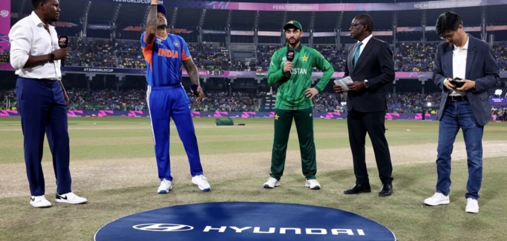 ഇന്ത്യ-പാക് ലോകകപ്പ് പോര് ലൈവിൽ കണ്ടത് 16 30 കോടി പേർ; സർവകാല റെക്കോർഡ്
