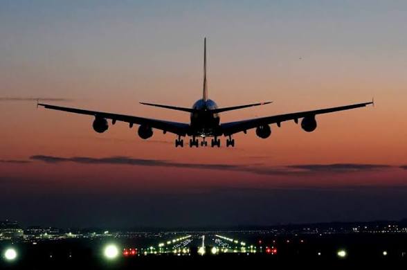 ഇറാൻ യുദ്ധം; വിമാനടിക്കറ്റ് നിരക്കുകളിൽ 25 ശതമാനത്തോളം വർദ്ധനവ്; വേനലവധിക്കാല നിരക്കുകളിൽ കൈപൊള്ളും