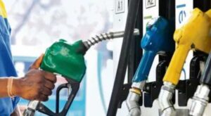 പെട്രോള്‍,ഡീസല്‍ വില വര്‍ധന പരിഗണനയിലില്ലെന്ന് കേന്ദ്രം; മറിച്ചുള്ള റിപ്പോര്‍ട്ടുകള്‍ കേന്ദ്ര പെട്രോ...