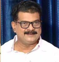 തോൽവിക്ക് പിന്നാലെ പി വി അൻവർ പാണക്കാട്’; സാദിക്കലി തങ്ങളുമായി കൂടിക്കാഴ്ച നടത്തി