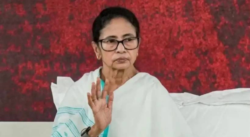 രാജി വയ്ക്കില്ല, തിരഞ്ഞെടുപ്പിൽ ഞങ്ങൾ തോറ്റിട്ടില്ല; കൗണ്ടിംഗ് സെന്ററുകൾ ഹൈജാക്ക് ചെയ്യപ്പെട്ടു’; മമത ബാനർജി
