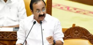 സംസ്ഥാനത്തിന്റെ ആരോഗ്യസ്ഥിതി ഗുരുതരം, എല്ലാ കുടുംബങ്ങൾക്കും 25 ലക്ഷത്തിന്റെ ഉമ്മൻചാണ്ടി ആരോഗ്യ ഇൻഷുറ...