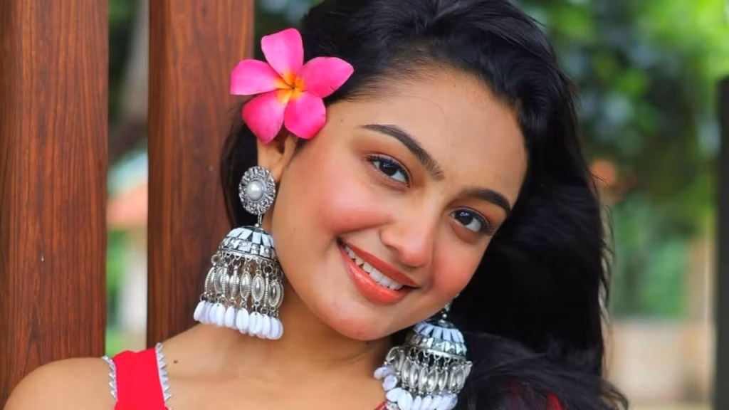 ടെലിവിഷൻ താരം സഞ്ചിത ഉഗാലെയെ മുംബൈയിലെ വസതിയിൽ മരിച്ച നിലയിൽ കണ്ടെത്തി, ആത്മഹത്യയെന്ന് പൊലീസ്, അന്വേഷണം