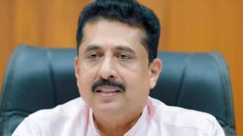 സ്കൂൾ കെട്ടിടങ്ങൾക്ക് സമീപം അപകടാവസ്ഥയിലായ മരങ്ങൾ മുറിച്ചു മാറ്റണം; പൊതു വിദ്യാഭ്യാസ വകുപ്പിന് ജാഗ്രതാ നിർദേശം
