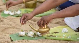 പിതൃസ്മരണയില്…; ഇന്ന് കര്ക്കടകവാവ്; ആലുവ മണപ്പുറത്ത് ബലി തര്പ്പണ ചടങ്ങുകള് തുടങ്ങി
