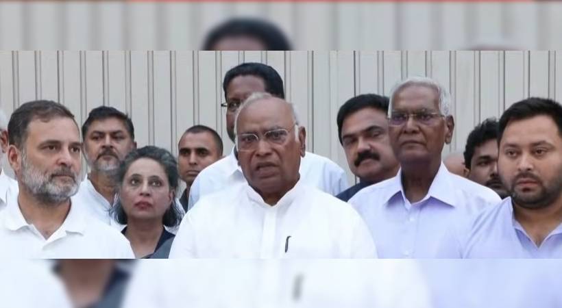 ഗ്യാനേഷ് കുമാറിന് ശിക്ഷ ഉറപ്പ്; വിജയം കാണും വരെ പോരാട്ടം, പ്രതിഷേധവുമായി മുന്നോട്ട്’; ഇന്ത്യാ സഖ്യം